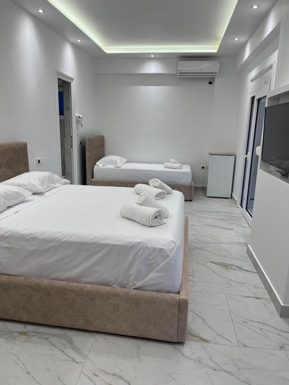 Harmony Apartments Dhërmi Extérieur photo