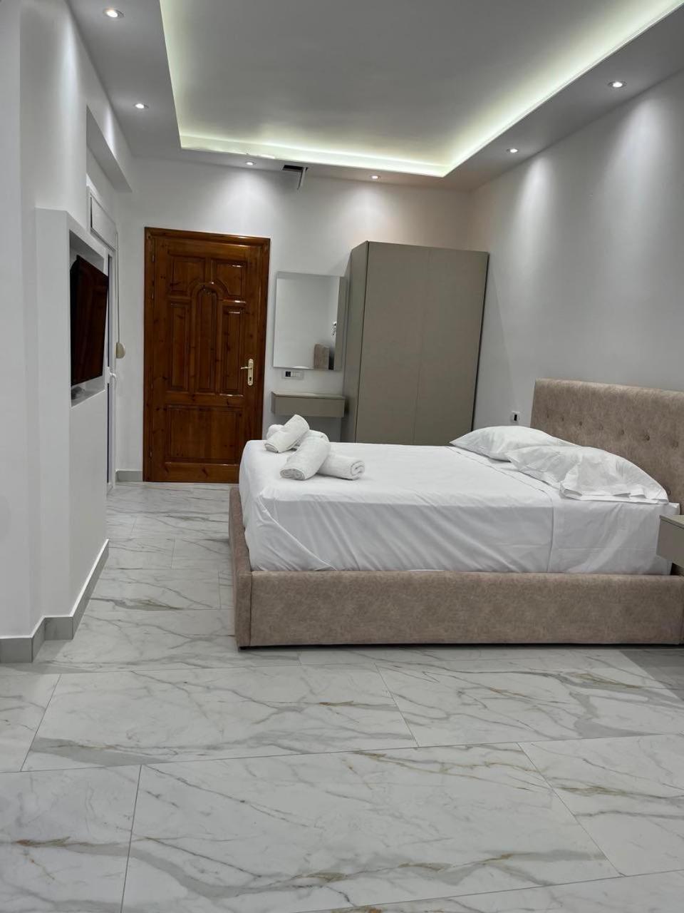 Harmony Apartments Dhërmi Extérieur photo