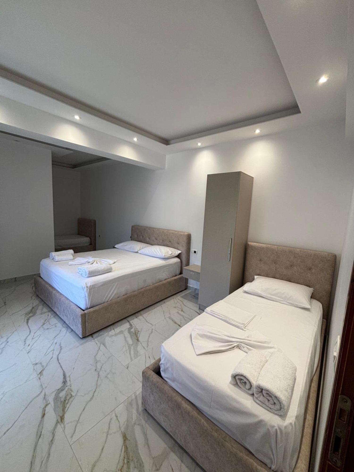 Harmony Apartments Dhërmi Extérieur photo