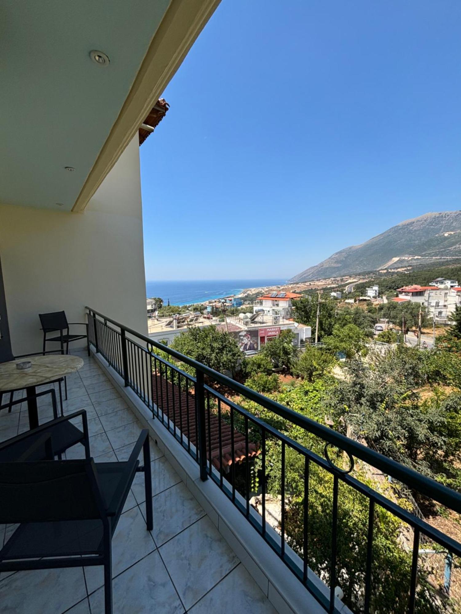 Harmony Apartments Dhërmi Extérieur photo